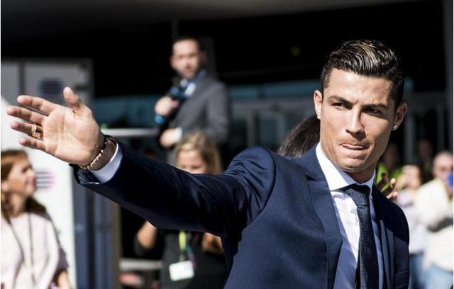 NBA每日最佳：爱德华兹44分赛季新高，SGA38分带队13连胜（NBA今日之星：爱德华兹轰44分创赛季新高，SGA砍38分率队豪取13连胜）