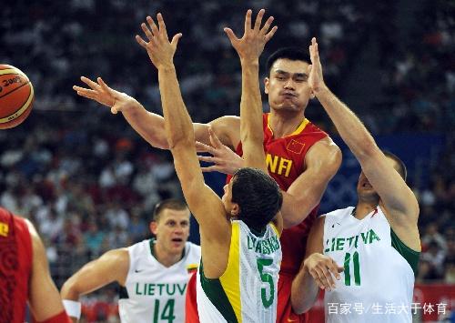 欧冠92年改制后戴帽数前10：梅西、C罗8次第1，姆巴佩5次第4（欧冠改制以来帽子戏法前十：梅西、C罗各8次并列第一，姆巴佩5次位列第4）