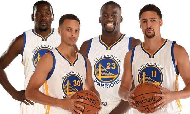 半场战报：莱切2-0都灵，班达建功，拉萨纳-库利巴利破门（半场快讯：莱切2-0领先都灵，班达、拉萨纳-库利巴利相继破门）