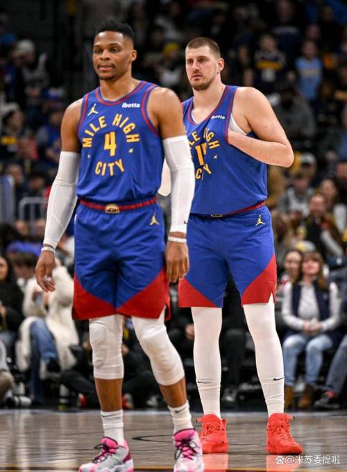 队记：拉尔森的左脚踝X光检查结果为阴性，明天进行MRI检查（队记：拉尔森左脚踝X光未见异常，明日将进行核磁共振检查）