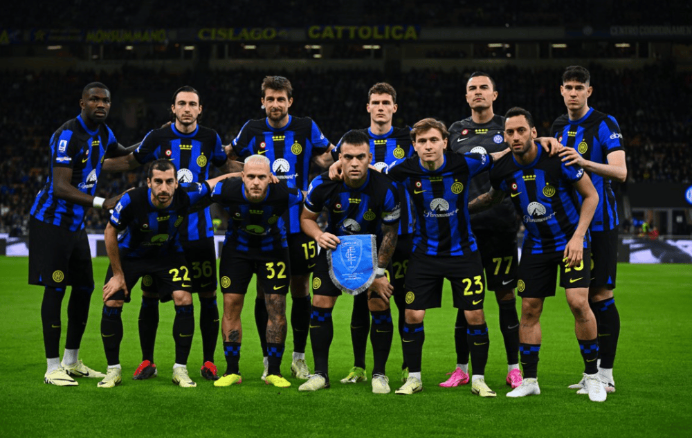 篮球勇士球星连续三场助攻上双（勇士球星连续三战送出两位数助攻）