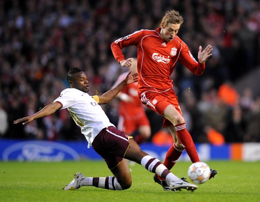 迪卡尼奥：索默瞎扑救导致丢球；恰20本应该犯规阻止米兰反击（迪卡尼奥：索默失误致丢球，恰尔汗奥卢应战术犯规遏制米兰反击）