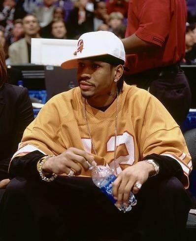 篮球勇士替补控卫连续三场得分上双（勇士替补控卫已连三场砍下两位数得分）