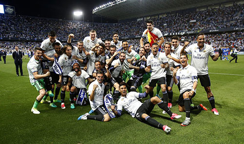 进攻大战！布伦森＆英格拉姆球星对飚，两队首节狂砍74分（火力全开！布伦森与英格拉姆互飙，首节双方合砍74分）