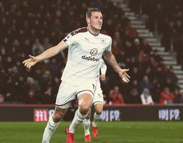 德天空：费内巴切想在冬窗引进莱万，但被莱万拒绝了（德天空：费内巴切冬窗求购莱万遭拒）