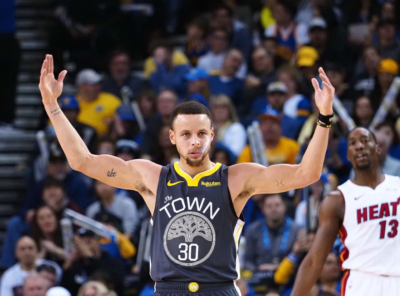 欧洲篮球巨人再度夺冠（欧洲篮坛霸主再次称王）