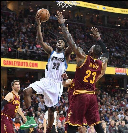 雷迪克：不认为詹姆斯需要重拾信心，他因为伤病还在追赶进度（雷迪克：詹姆斯不必重建信心 伤病令他仍在找回状态）