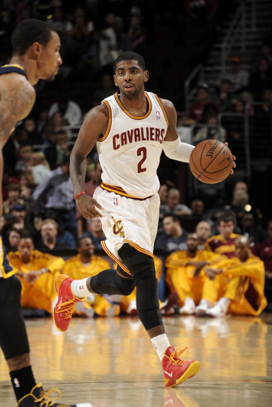 本菲卡旧将路易松晒照说在学习，照片显示他问AI足球总监职责（本菲卡旧将路易松晒学习照，图中可见他向AI询问足球总监职责）