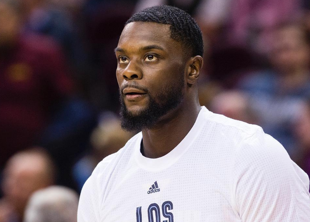 许利民：我们球队后卫都是顶级后卫 要尽可能发挥他们的优势（许利民：球队后卫个个顶尖，需最大化发挥其优势）