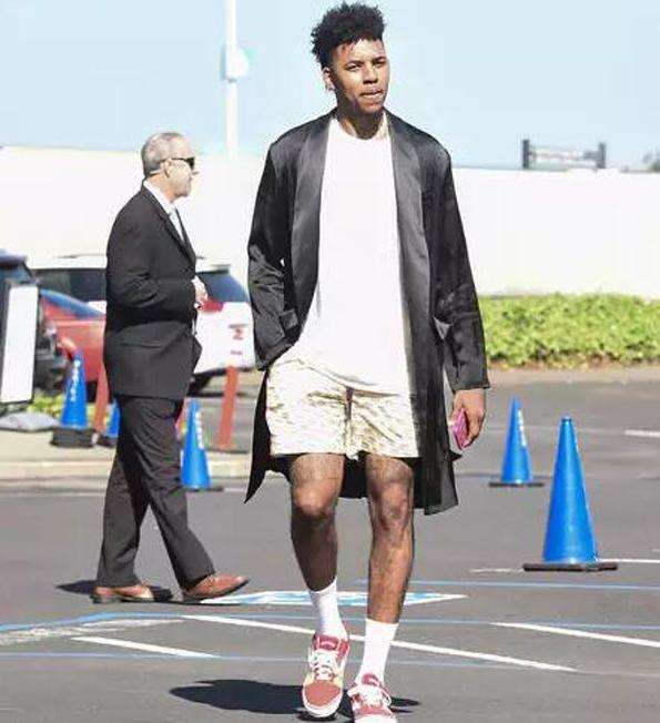 斯洛特：期待回到安菲尔德，无论在哪我们都会将若塔铭记于心（斯洛特：盼重返安菲尔德，若塔永在我们心中）